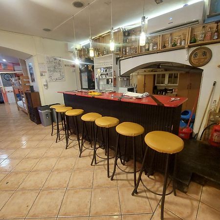 Whole Basement Former Pub3 For Bachelor / Bachelorette Party Βουδαπέστη Εξωτερικό φωτογραφία