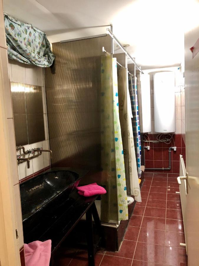 Whole Basement Former Pub3 For Bachelor / Bachelorette Party Βουδαπέστη Εξωτερικό φωτογραφία